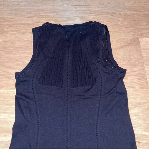 ATHLETA OXYGEN 2.0 MESH BLACK TANK TOP SIZE Small - Picture 9 of 9
